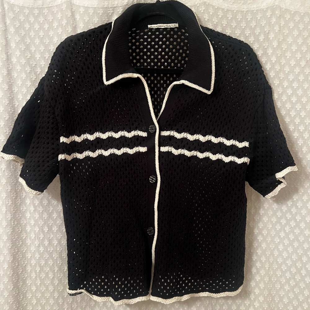 Abercrombie & Fitch Black and White Cardigan